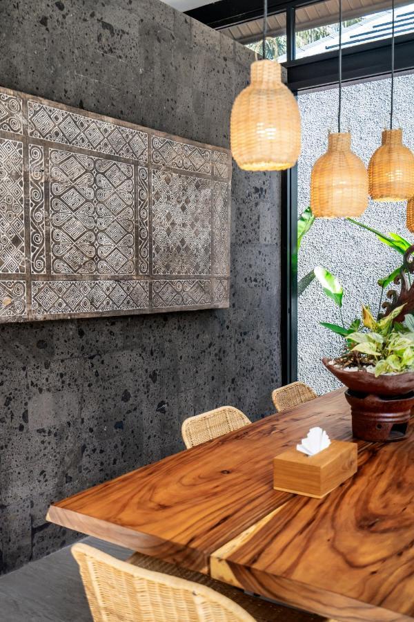 Villa Dua Baskom By Balisuperhost Убуд Екстериор снимка